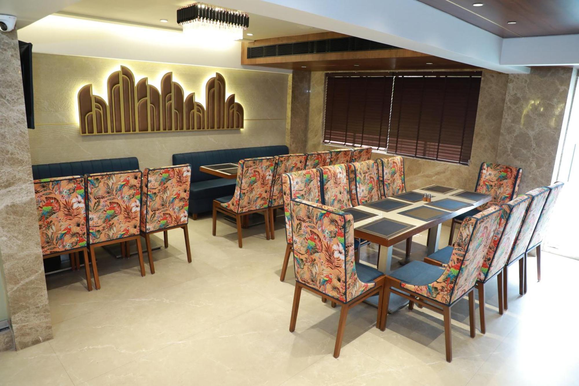Hotel Archana Residency Mumbai Exteriör bild